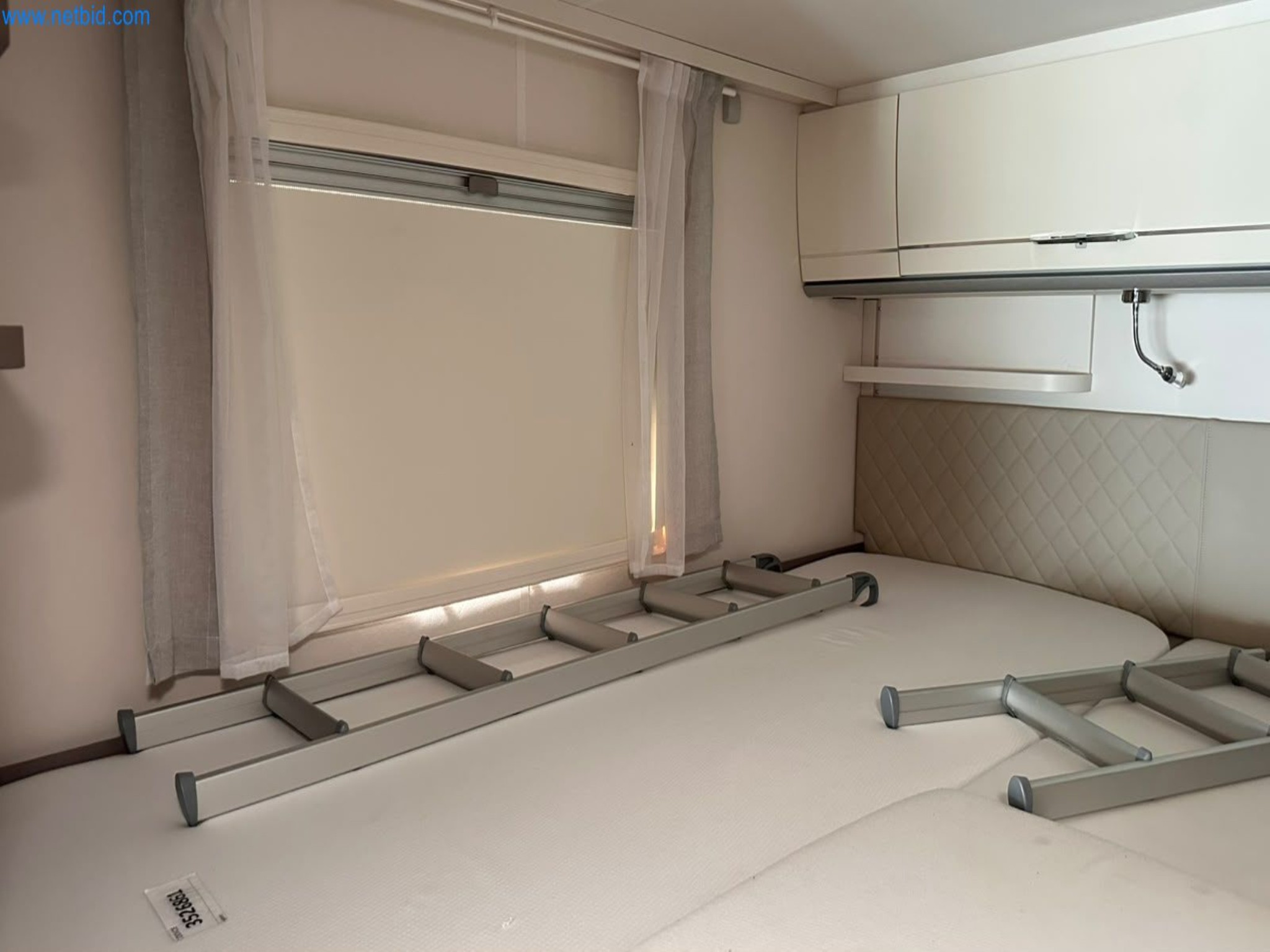 Motorhomes and recreational vehicles, travel trailers, caravan accessories, trucks, office and workshop equipment-12