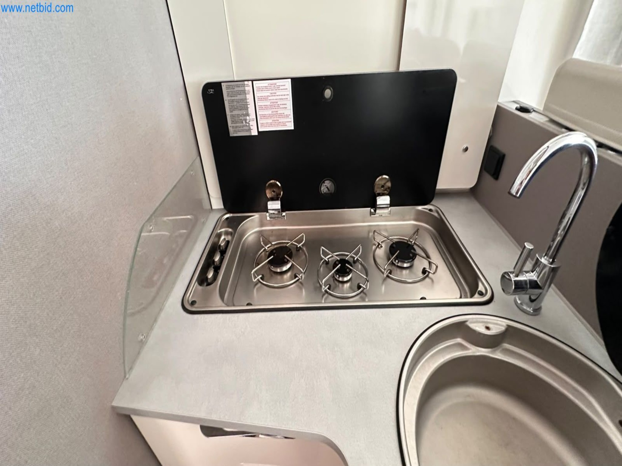 Motorhomes and recreational vehicles, travel trailers, caravan accessories, trucks, office and workshop equipment-13