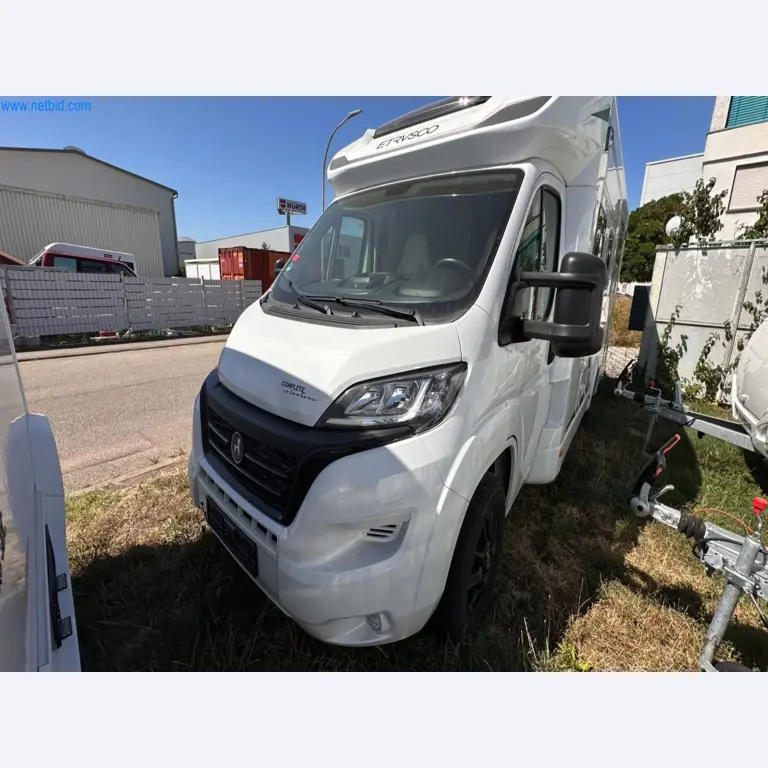 Motorhomes and recreational vehicles, travel trailers, caravan accessories, trucks, office and workshop equipment-15