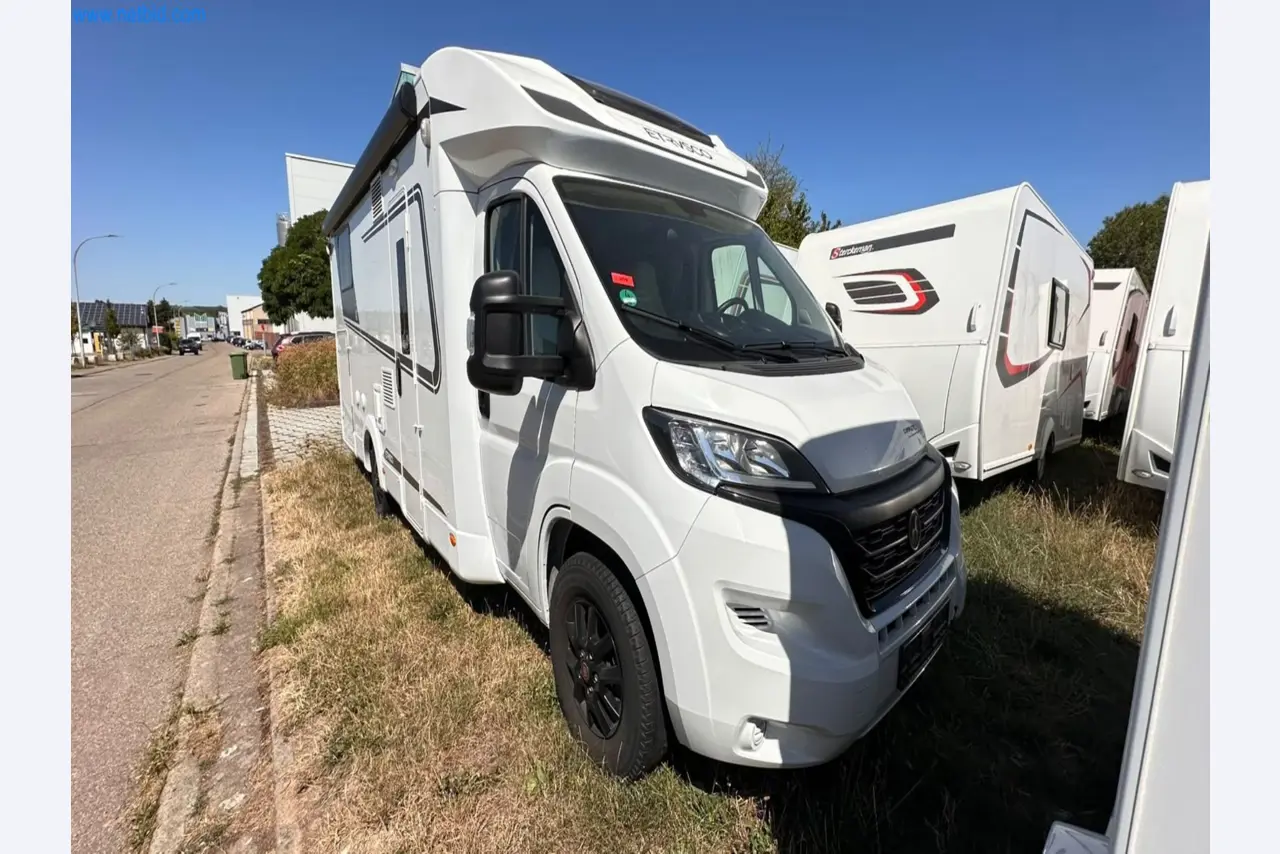 Motorhomes and recreational vehicles, travel trailers, caravan accessories, trucks, office and workshop equipment-1
