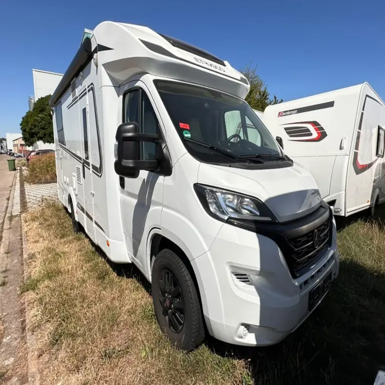 RV Fiat T7400SB
