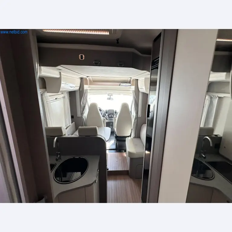 Motorhomes and recreational vehicles, travel trailers, caravan accessories, trucks, office and workshop equipment-7