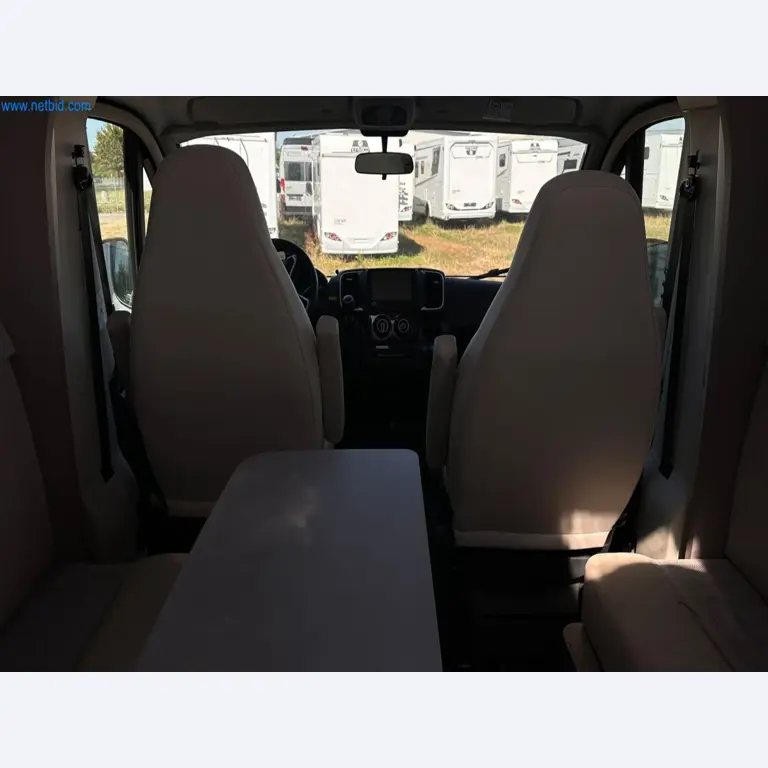 Motorhomes and recreational vehicles, travel trailers, caravan accessories, trucks, office and workshop equipment-13