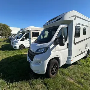 RV Fiat T7400SB
