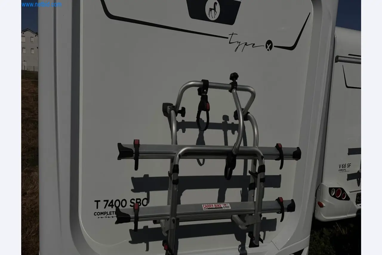 Motorhomes and recreational vehicles, travel trailers, caravan accessories, trucks, office and workshop equipment-27