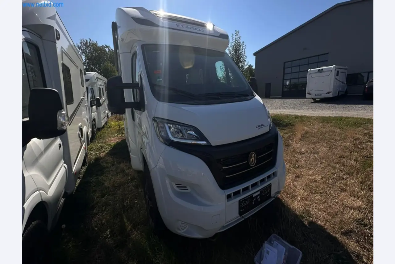 Motorhomes and recreational vehicles, travel trailers, caravan accessories, trucks, office and workshop equipment-1