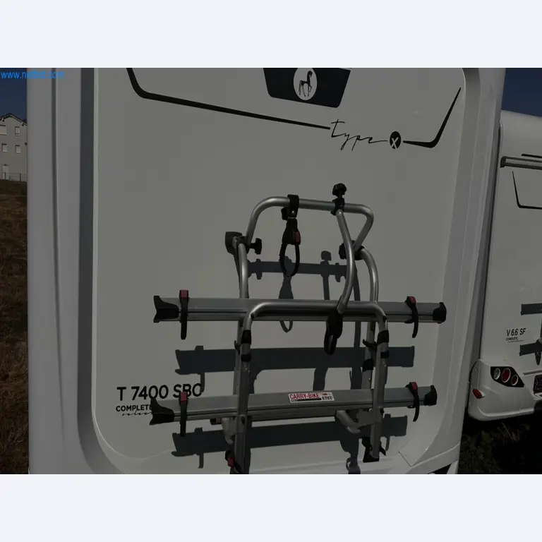 Motorhomes and recreational vehicles, travel trailers, caravan accessories, trucks, office and workshop equipment-9