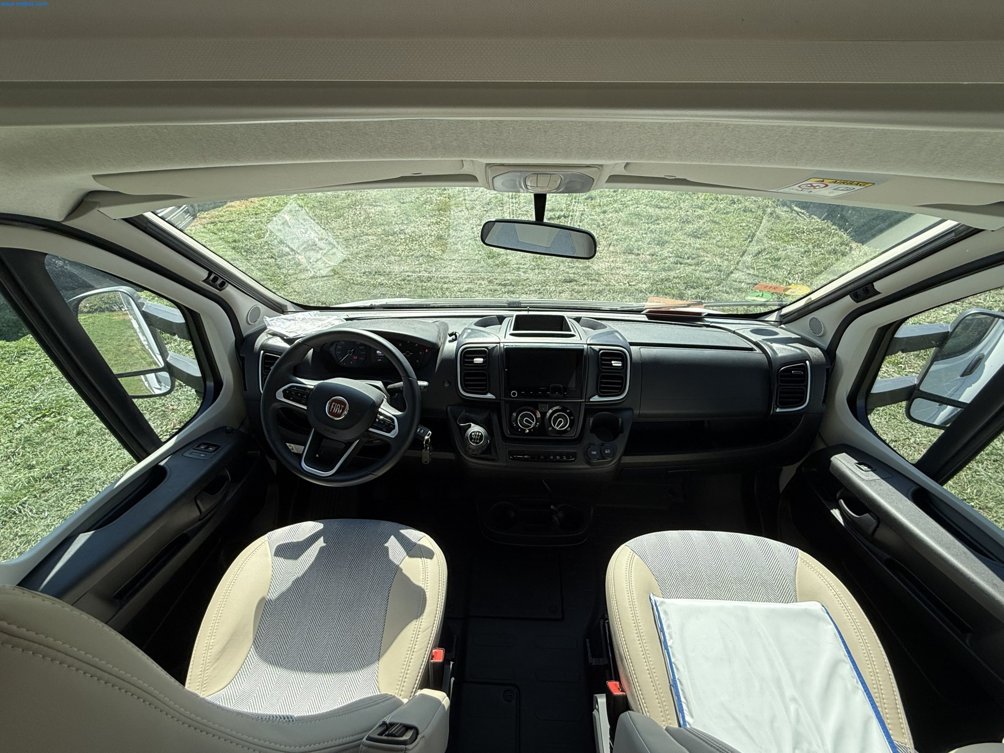 Motorhomes and recreational vehicles, travel trailers, RV accessories, trucks, office and workshop equipment-10