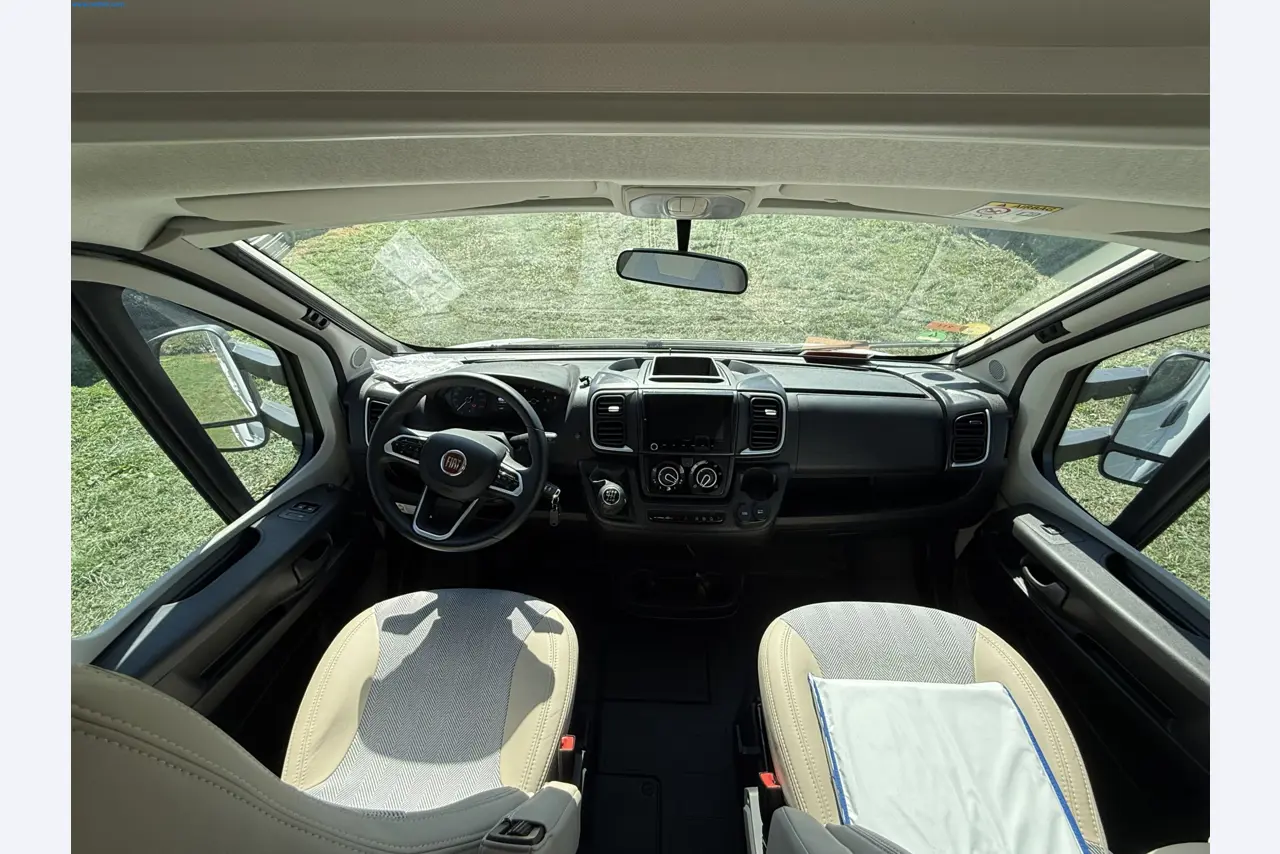 Motorhomes and recreational vehicles, travel trailers, RV accessories, trucks, office and workshop equipment-10