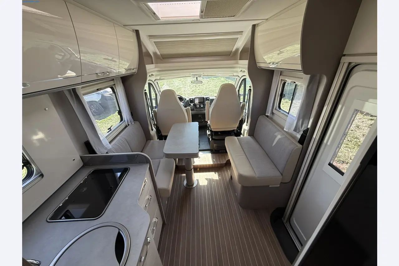 Motorhomes and recreational vehicles, travel trailers, RV accessories, trucks, office and workshop equipment-13