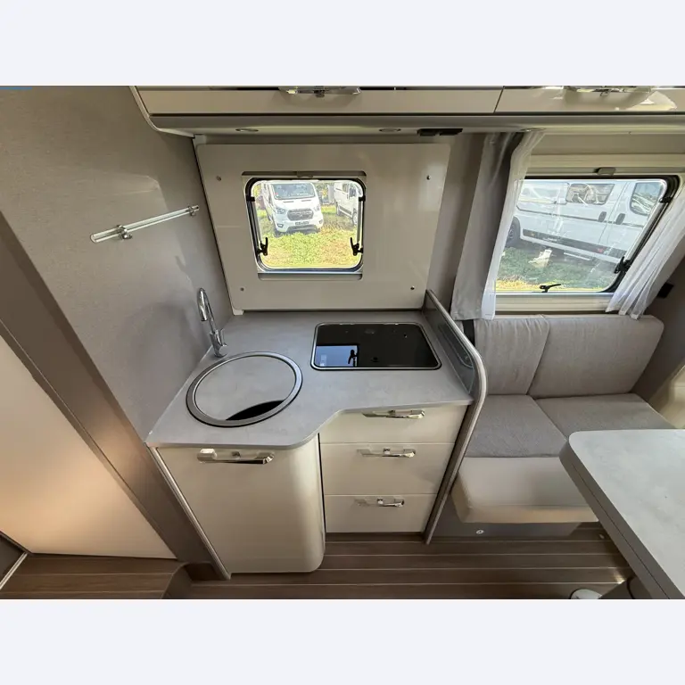 Motorhomes and recreational vehicles, travel trailers, RV accessories, trucks, office and workshop equipment-14