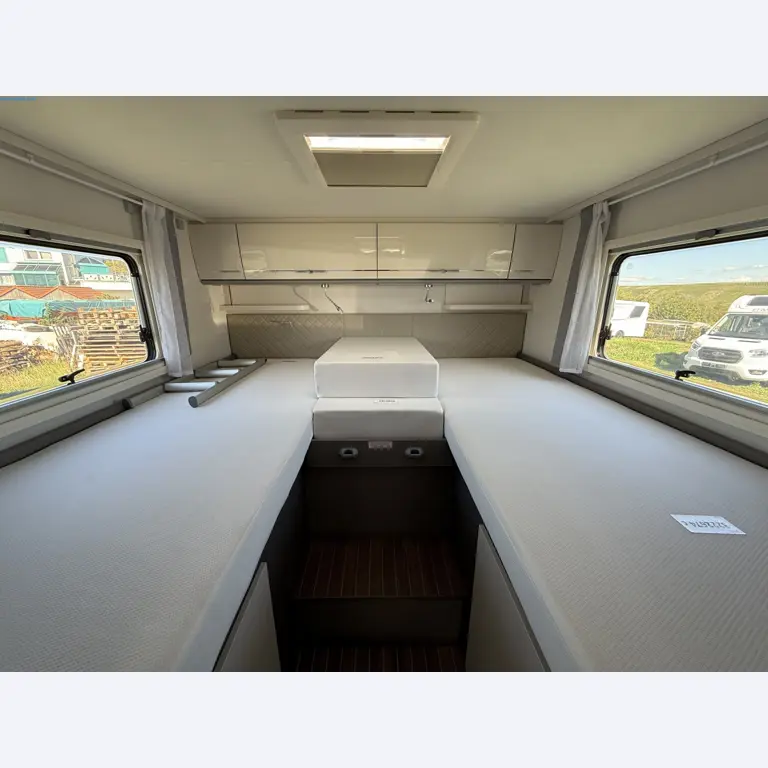 Motorhomes and recreational vehicles, travel trailers, RV accessories, trucks, office and workshop equipment-15