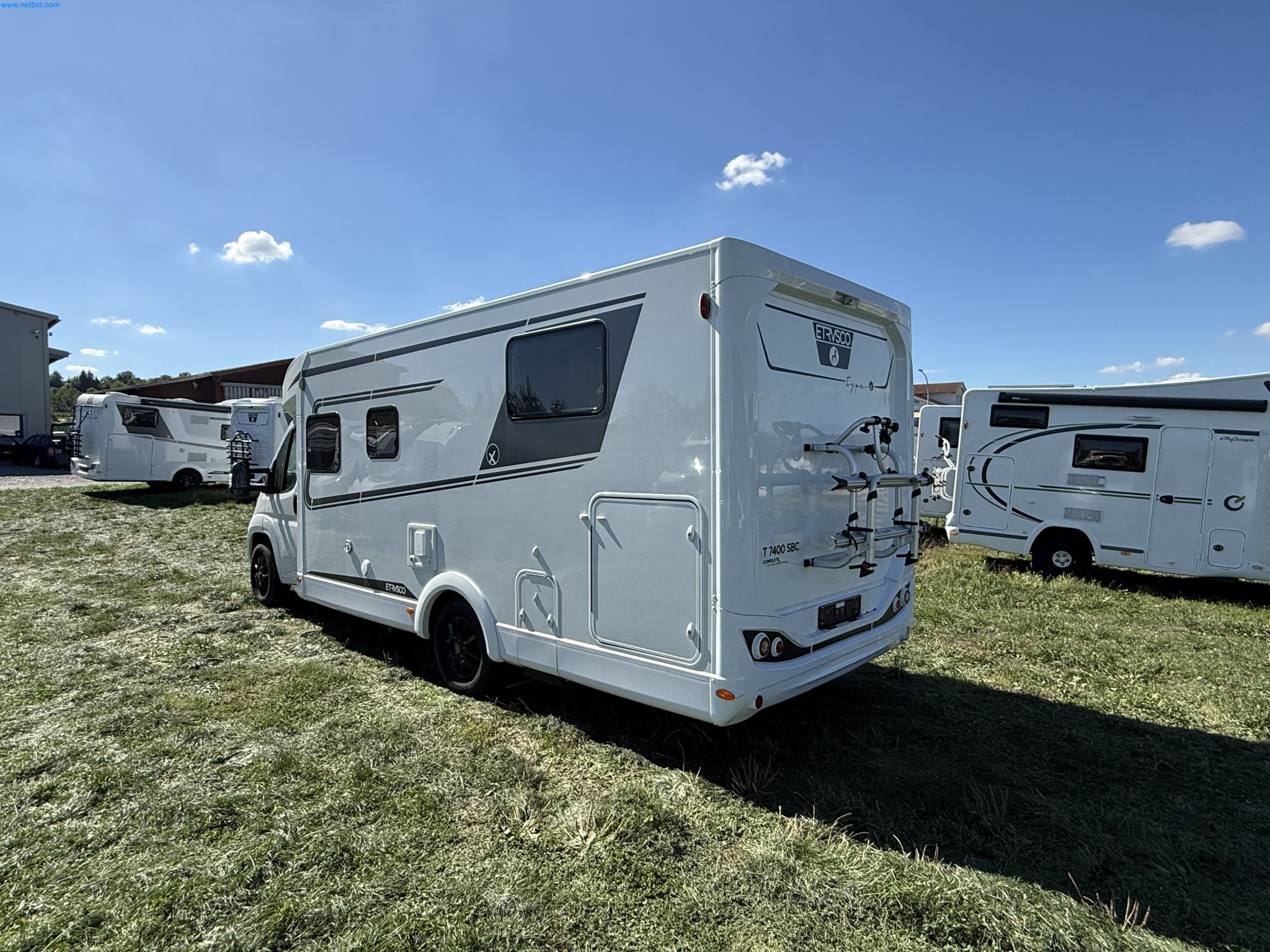 Motorhomes and recreational vehicles, travel trailers, RV accessories, trucks, office and workshop equipment-3