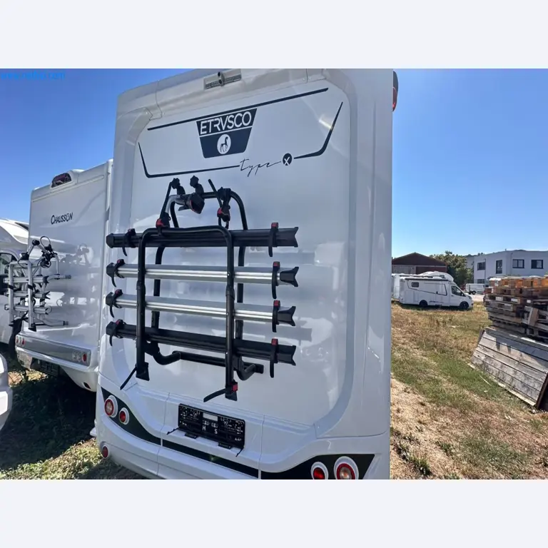 Motorhomes and recreational vehicles, travel trailers, caravan accessories, trucks, office and workshop equipment-13