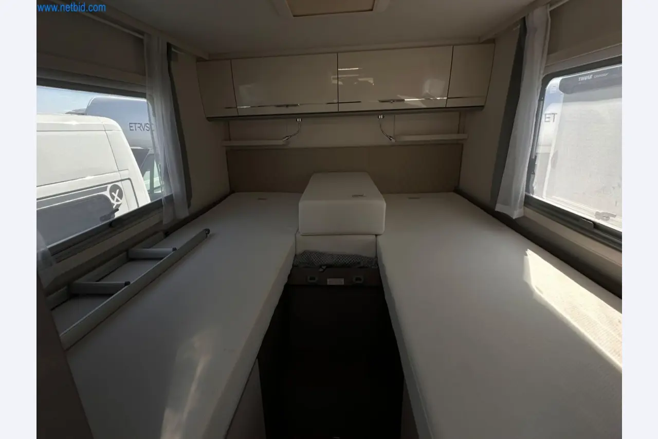 Motorhomes and recreational vehicles, travel trailers, caravan accessories, trucks, office and workshop equipment-11