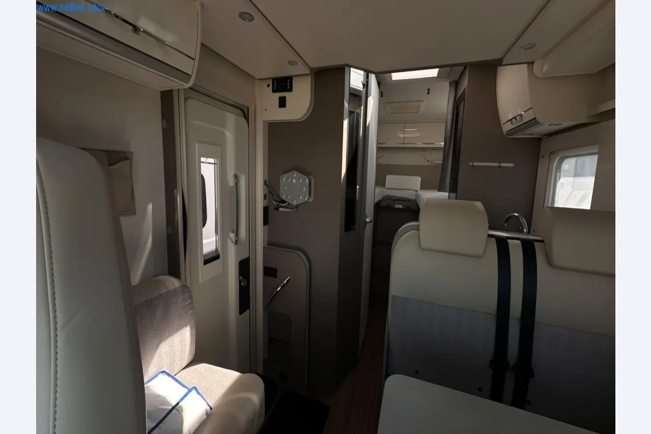 Motorhomes and recreational vehicles, travel trailers, caravan accessories, trucks, office and workshop equipment-4