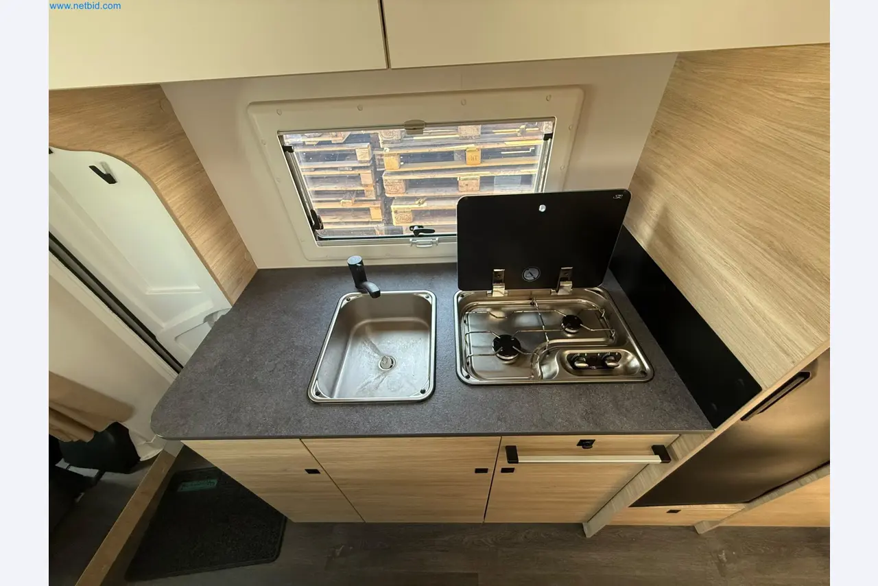 Motorhomes and recreational vehicles, travel trailers, caravan accessories, trucks, office and workshop equipment-5