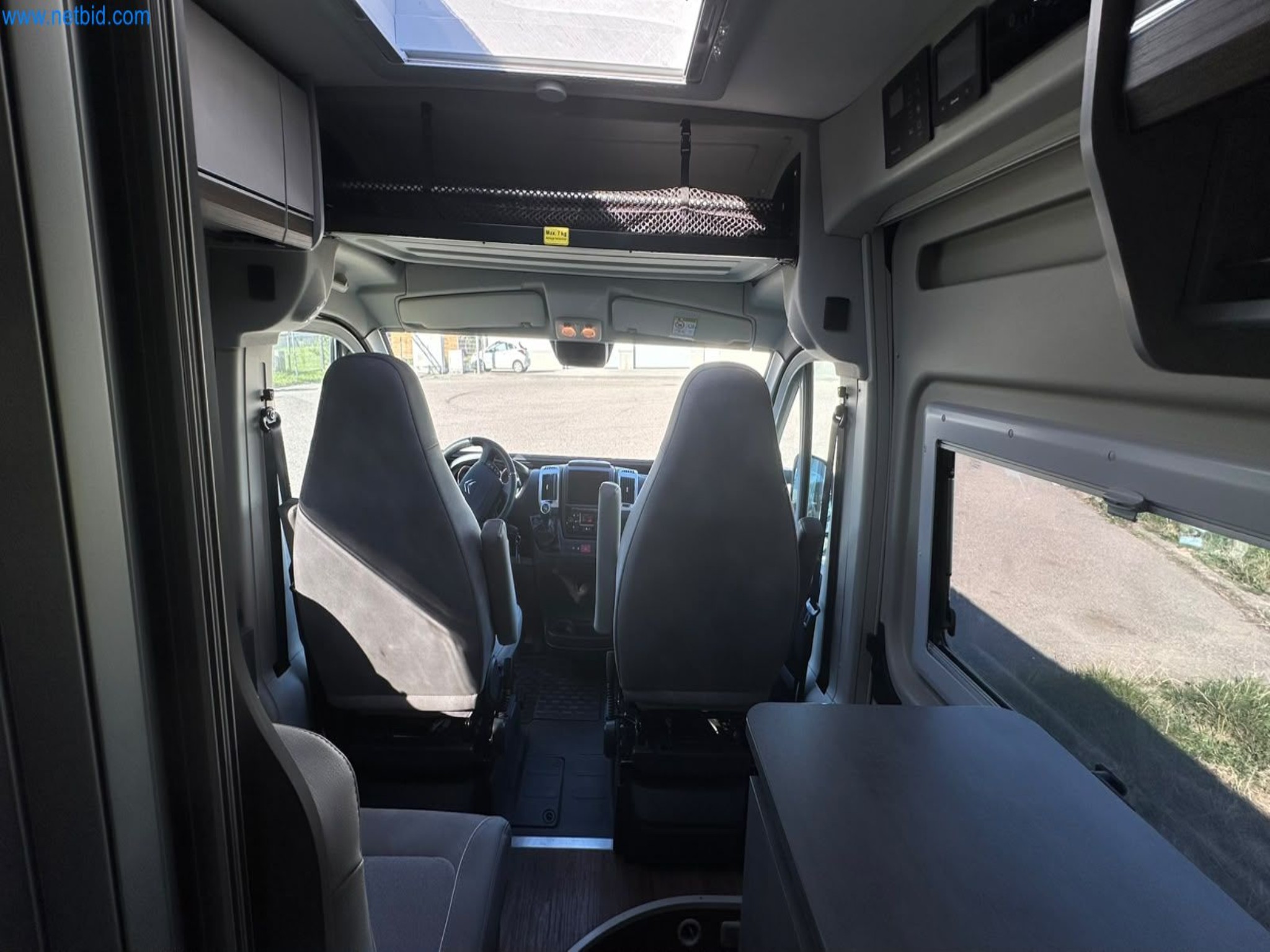 Motorhomes and recreational vehicles, travel trailers, RV accessories, trucks, office and workshop equipment-14