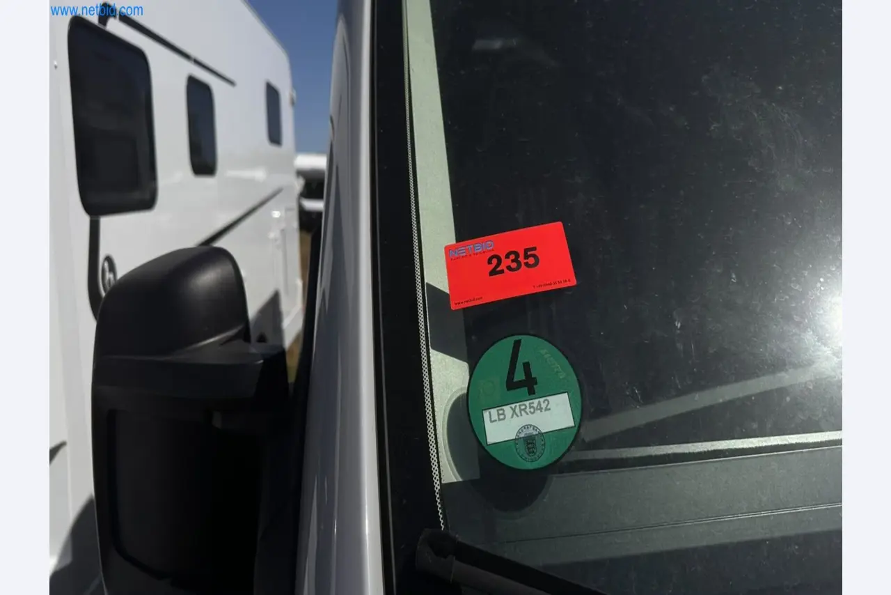 Motorhomes and recreational vehicles, travel trailers, caravan accessories, trucks, office and workshop equipment-2