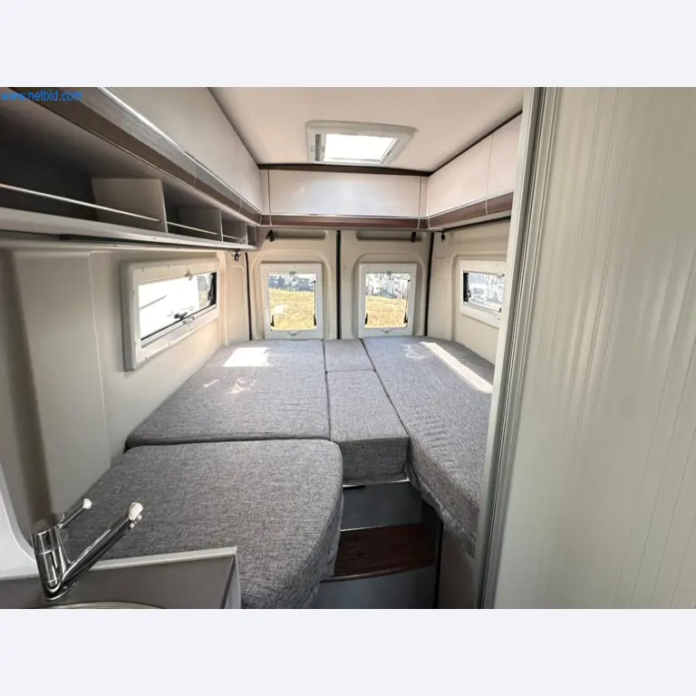 Motorhomes and recreational vehicles, travel trailers, caravan accessories, trucks, office and workshop equipment-3