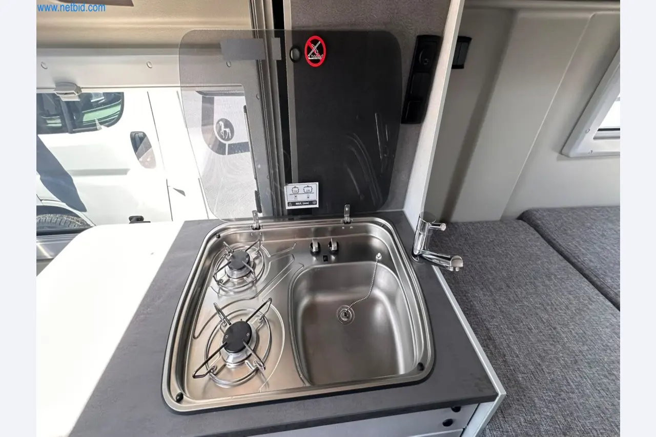 Motorhomes and recreational vehicles, travel trailers, caravan accessories, trucks, office and workshop equipment-8