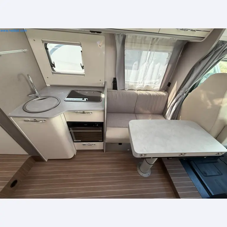 Motorhomes and recreational vehicles, travel trailers, caravan accessories, trucks, office and workshop equipment-18