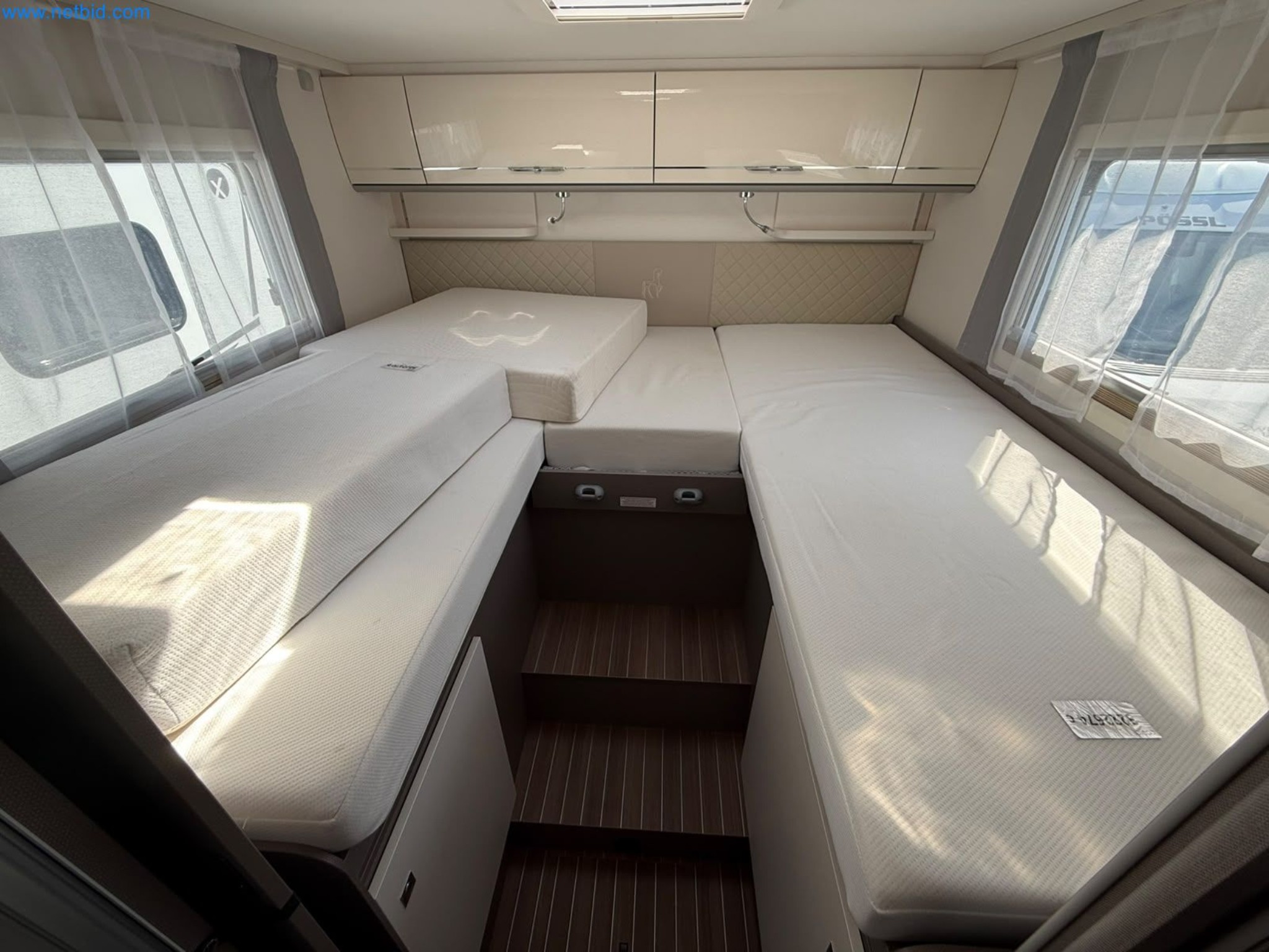 Motorhomes and recreational vehicles, travel trailers, caravan accessories, trucks, office and workshop equipment-4