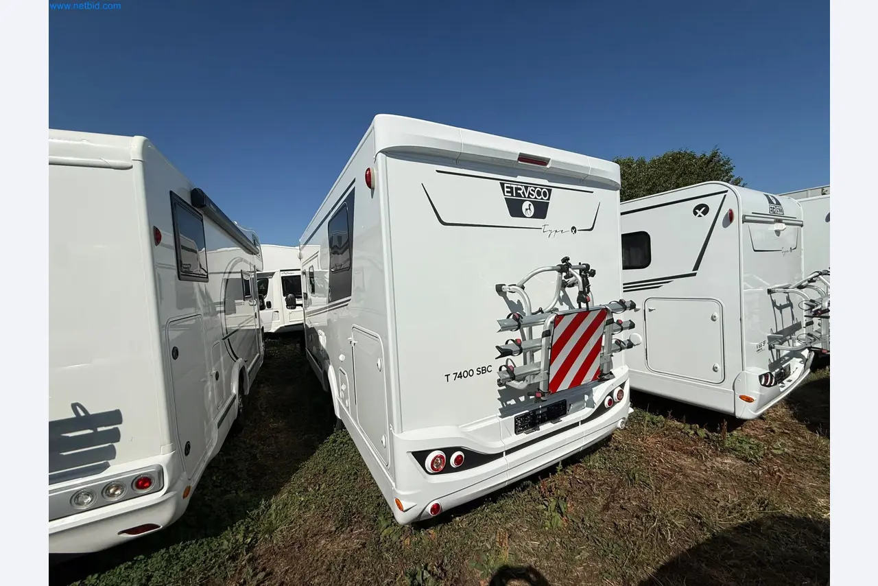 Motorhomes and recreational vehicles, travel trailers, caravan accessories, trucks, office and workshop equipment-9