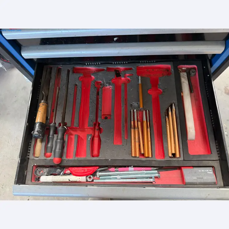 Motorhomes and recreational vehicles, travel trailers, caravan accessories, trucks, office and workshop equipment-19