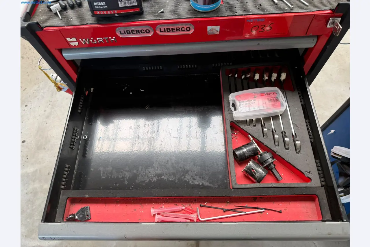 Motorhomes and recreational vehicles, travel trailers, caravan accessories, trucks, office and workshop equipment-6