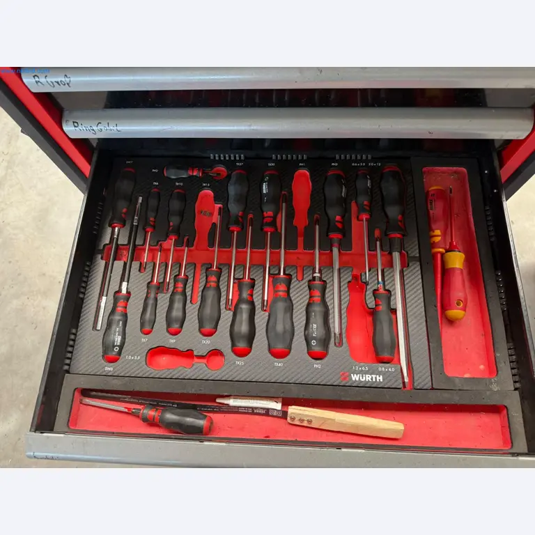 Motorhomes and recreational vehicles, travel trailers, caravan accessories, trucks, office and workshop equipment-9