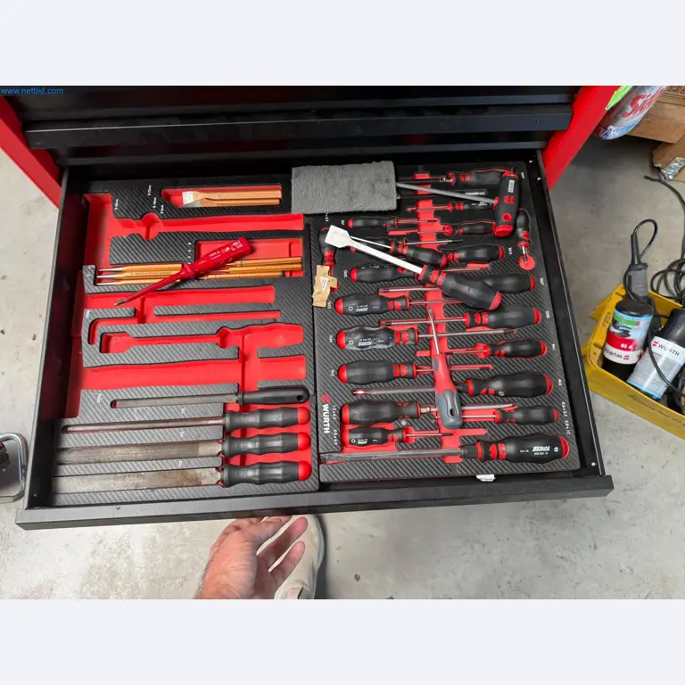 Motorhomes and recreational vehicles, travel trailers, caravan accessories, trucks, office and workshop equipment-10