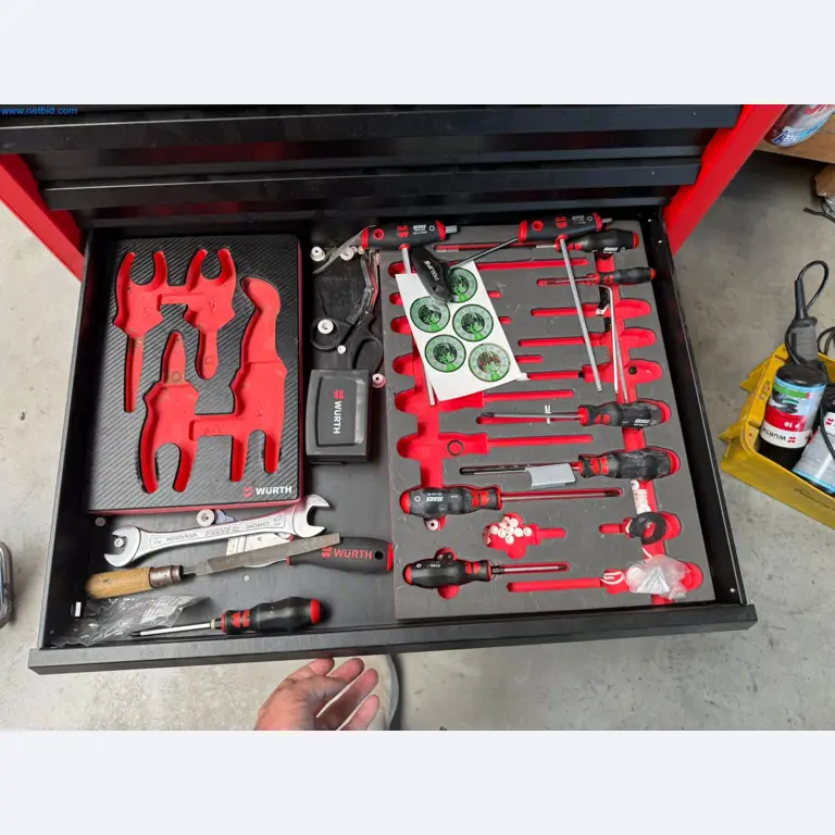 Motorhomes and recreational vehicles, travel trailers, caravan accessories, trucks, office and workshop equipment-11