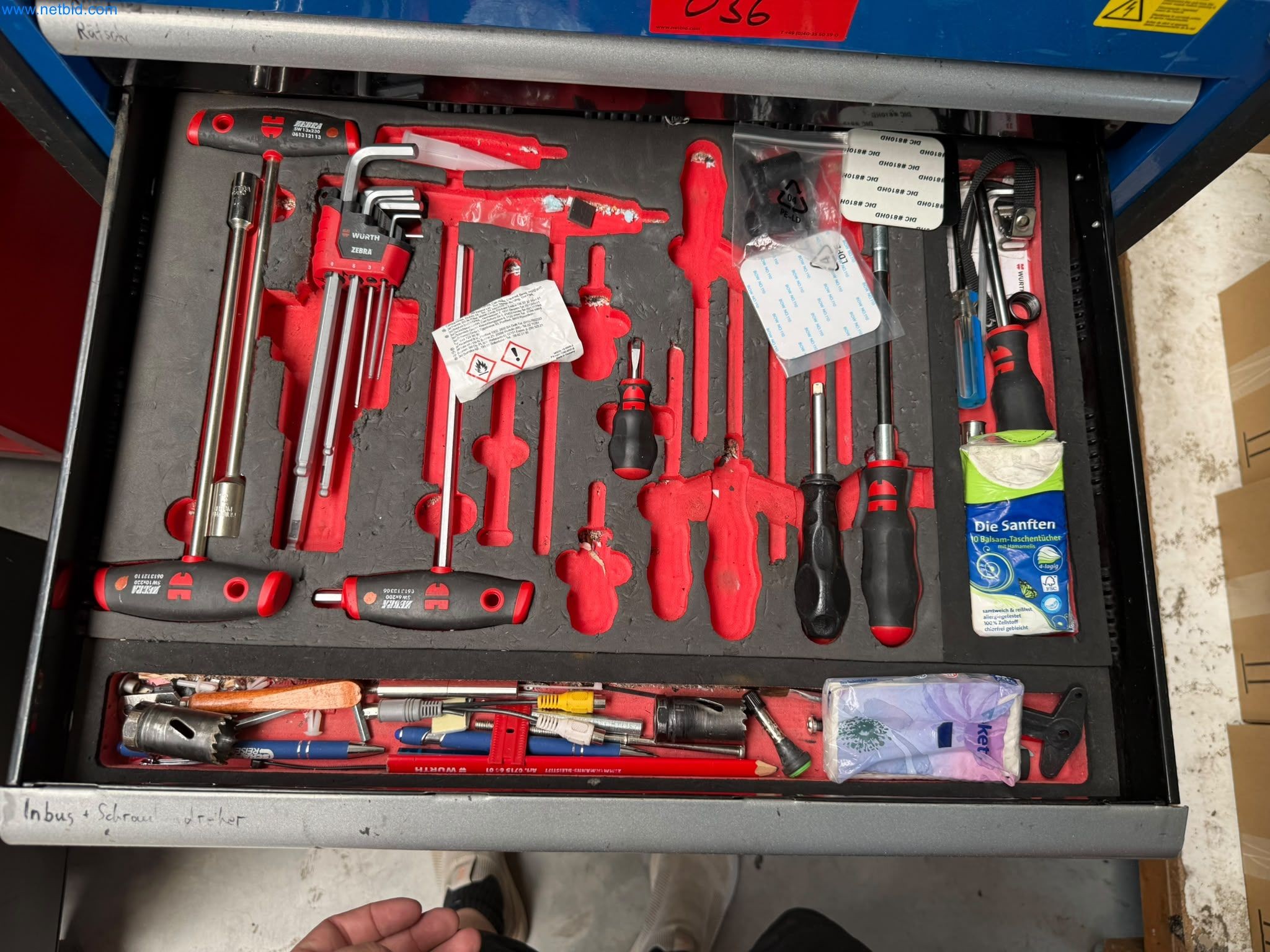 Motorhomes and recreational vehicles, travel trailers, caravan accessories, trucks, office and workshop equipment-16