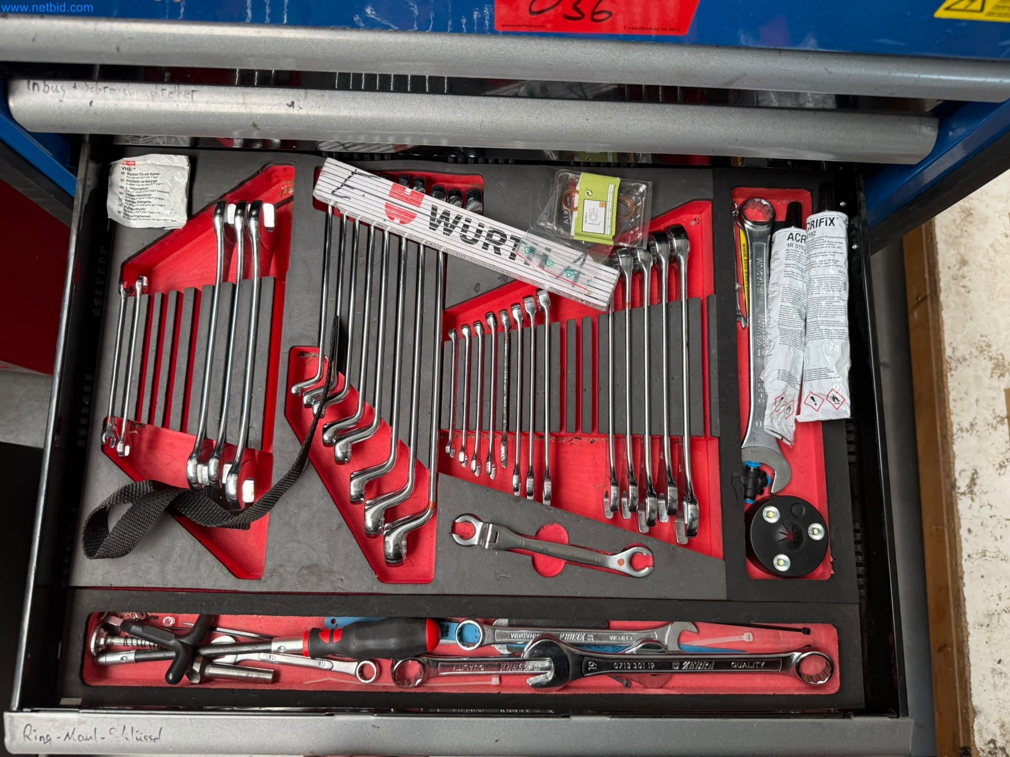Motorhomes and recreational vehicles, travel trailers, caravan accessories, trucks, office and workshop equipment-17