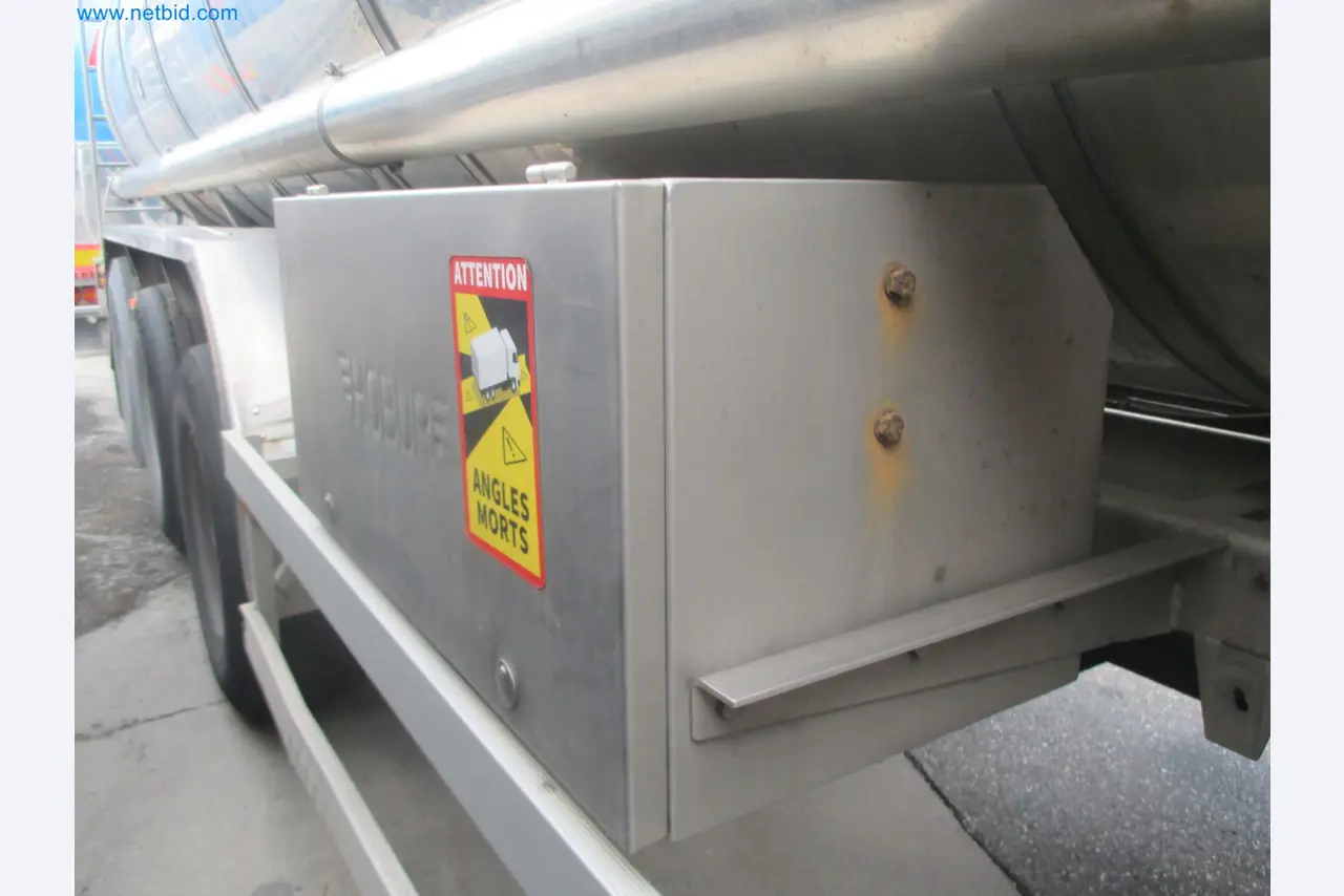 Tractor-trailers and tank semi-trailers for transporting liquid goods and food products (tank logistics)-10