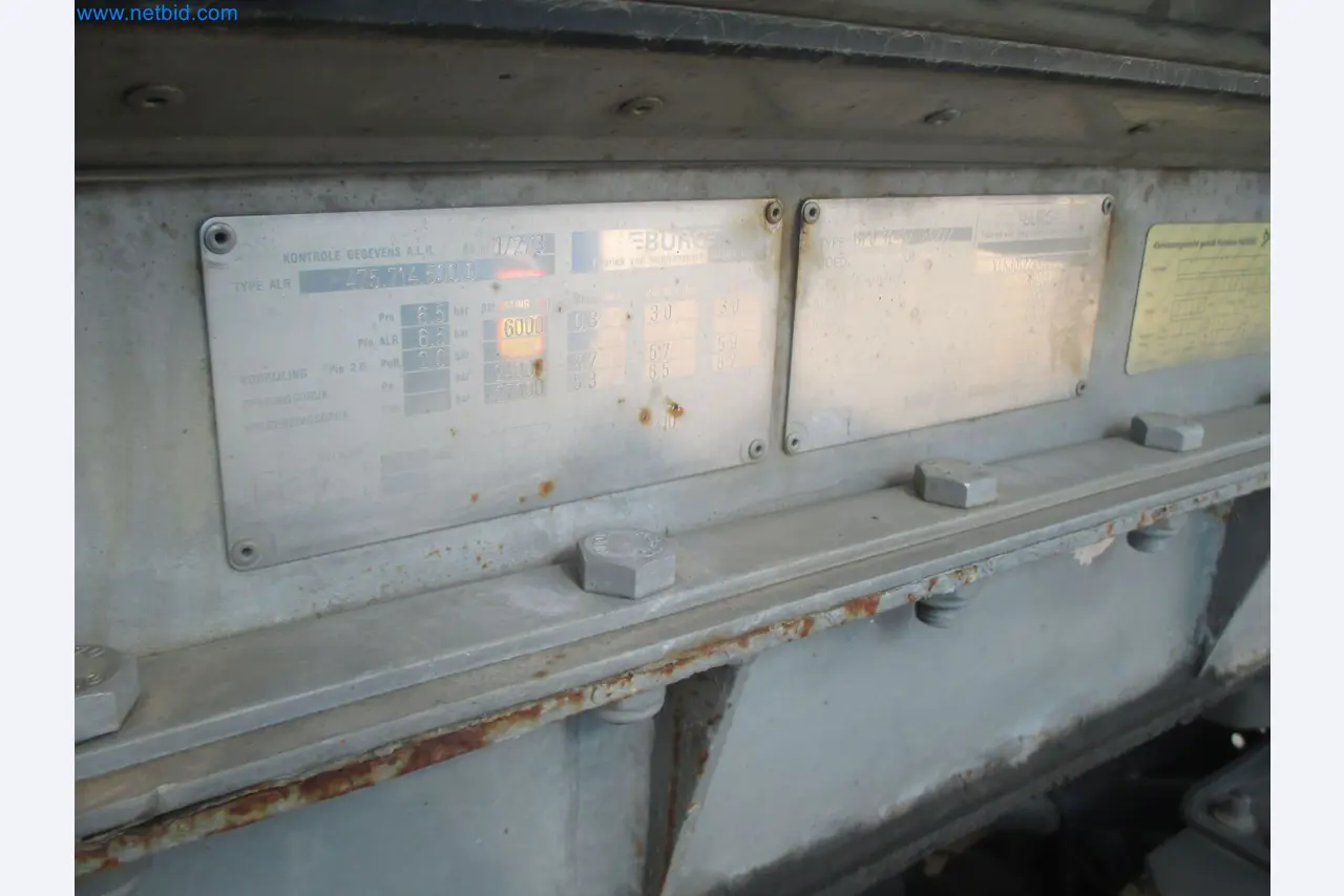 Tractor-trailers and tank semi-trailers for transporting liquid goods and food products (tank logistics)-13