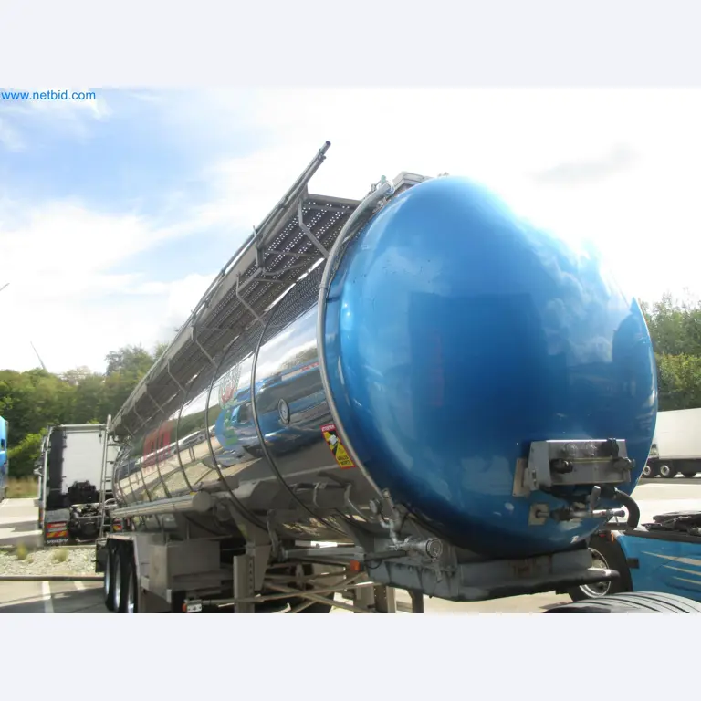 Tractor-trailers and tank semi-trailers for transporting liquid goods and food products (tank logistics)-15