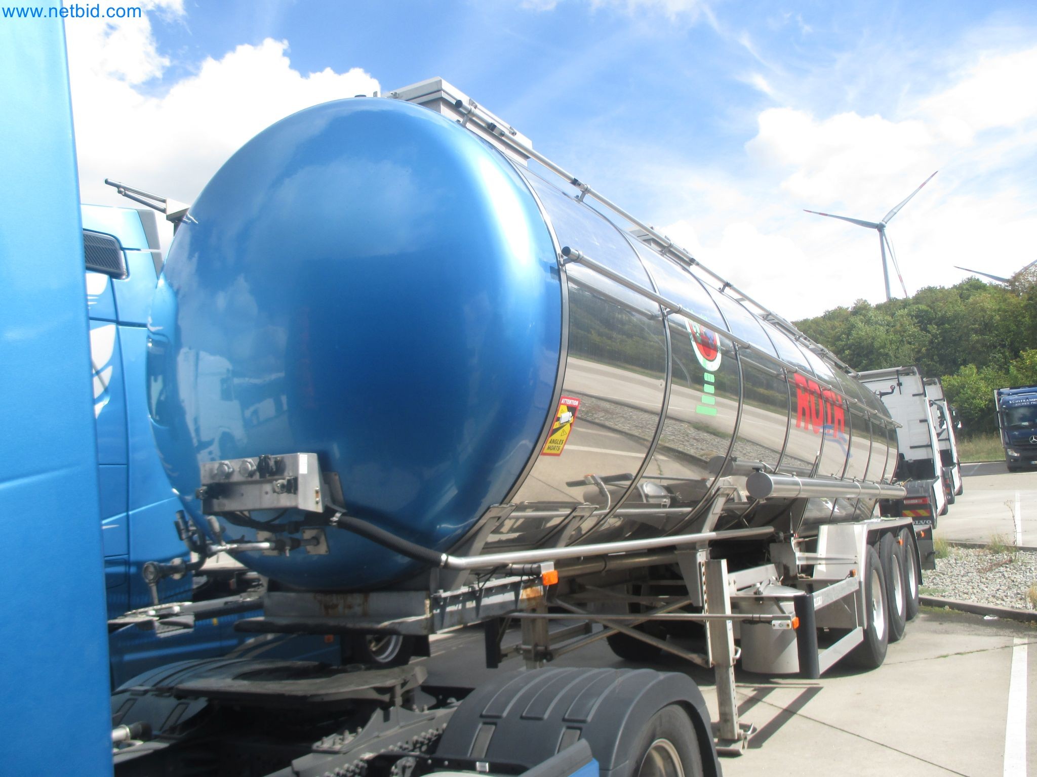 Tractor-trailers and tank semi-trailers for transporting liquid goods and food products (tank logistics)-16