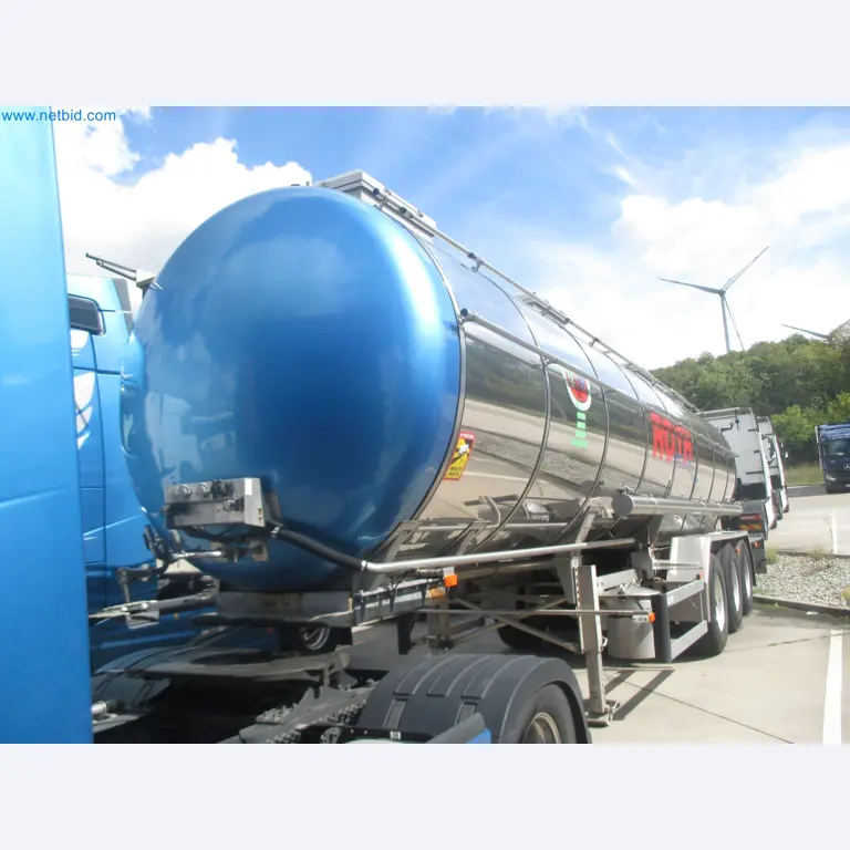 Tractor-trailers and tank semi-trailers for transporting liquid goods and food products (tank logistics)-16