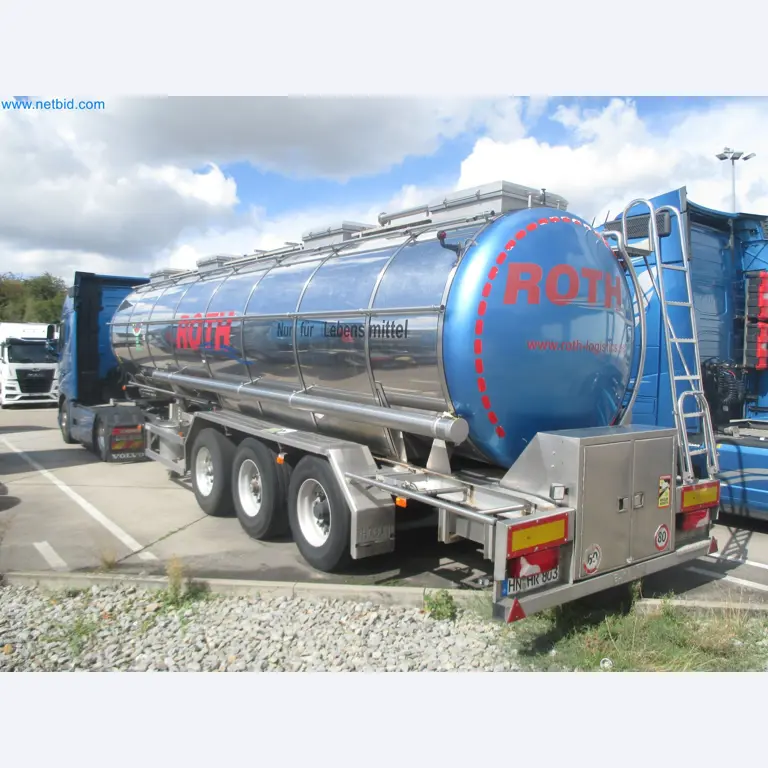 Tractor-trailers and tank semi-trailers for transporting liquid goods and food products (tank logistics)-1