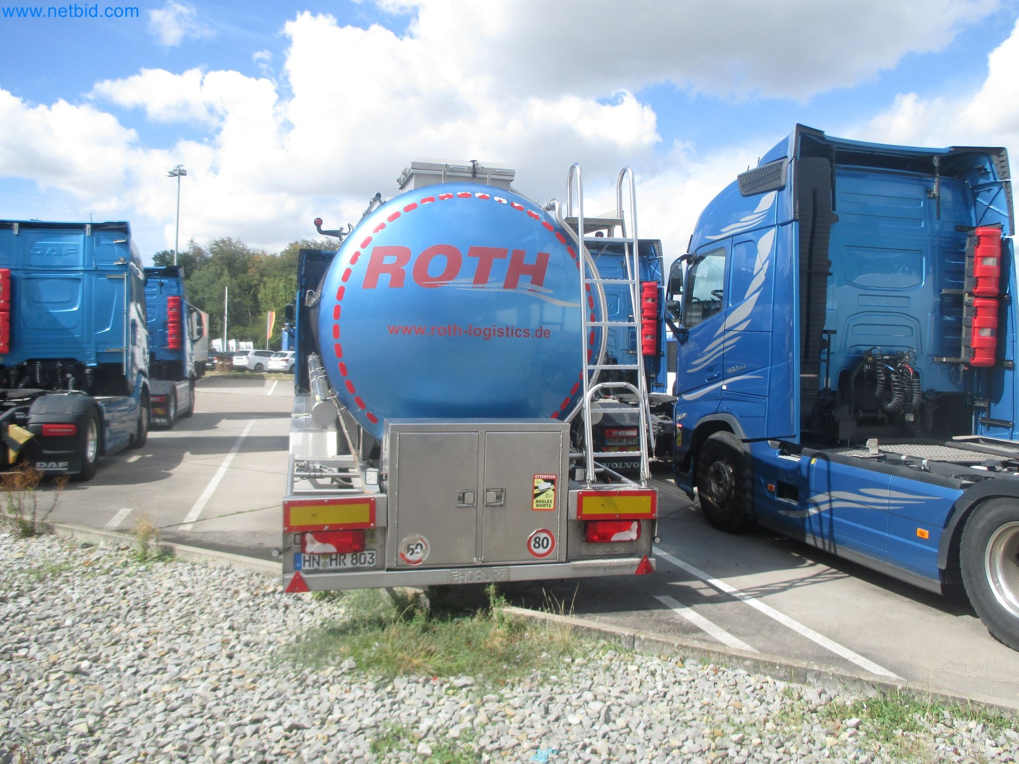 Tractor-trailers and tank semi-trailers for transporting liquid goods and food products (tank logistics)-2