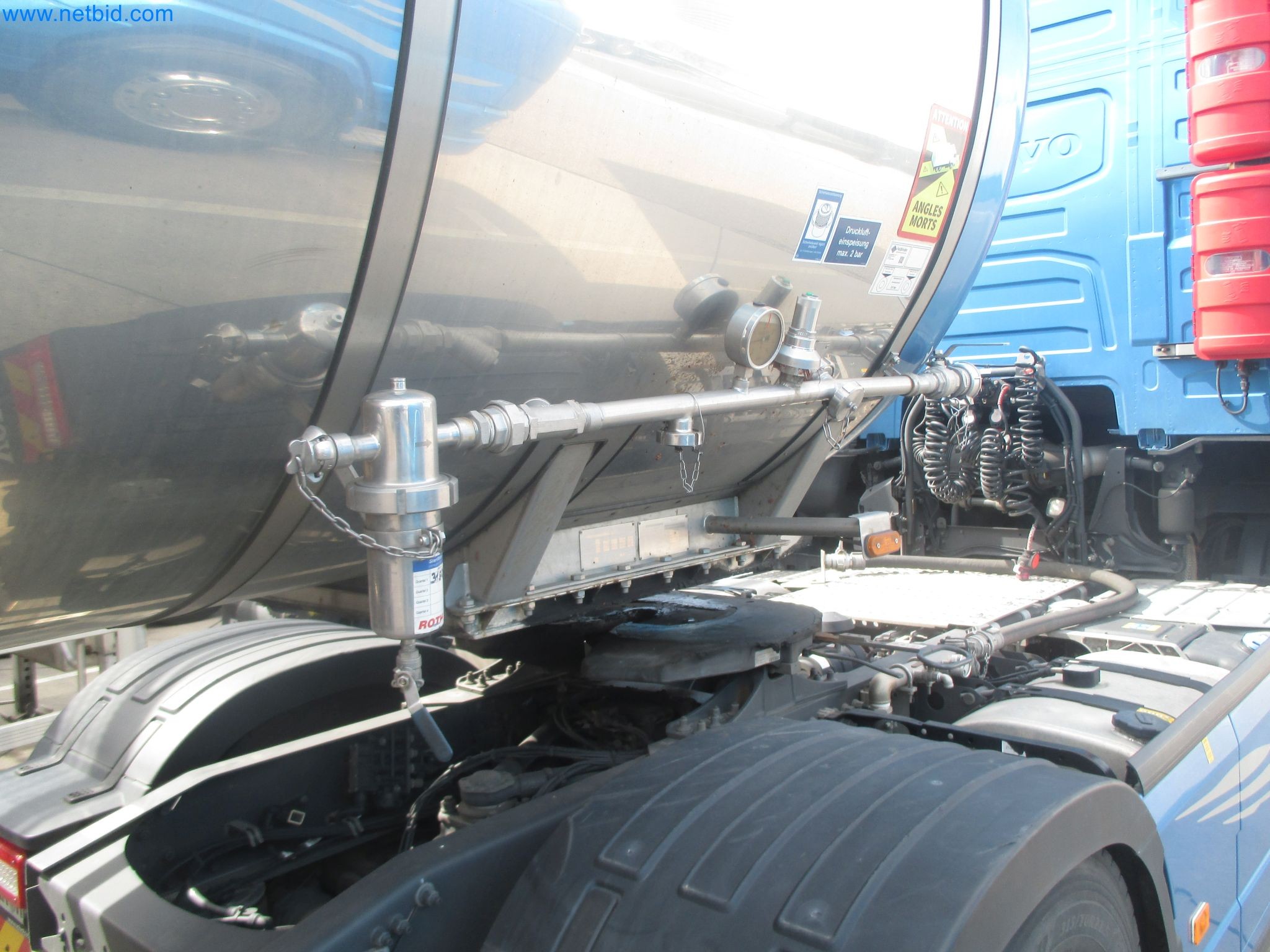 Tractor-trailers and tank semi-trailers for transporting liquid goods and food products (tank logistics)-15