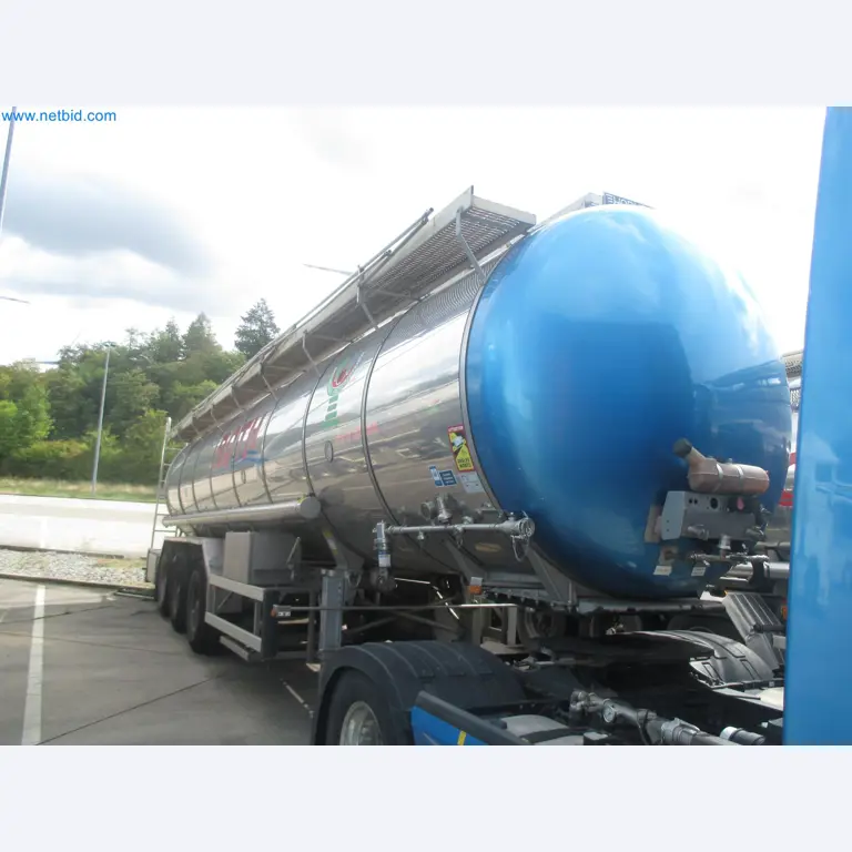 Tractor-trailers and tank semi-trailers for transporting liquid goods and food products (tank logistics)-19