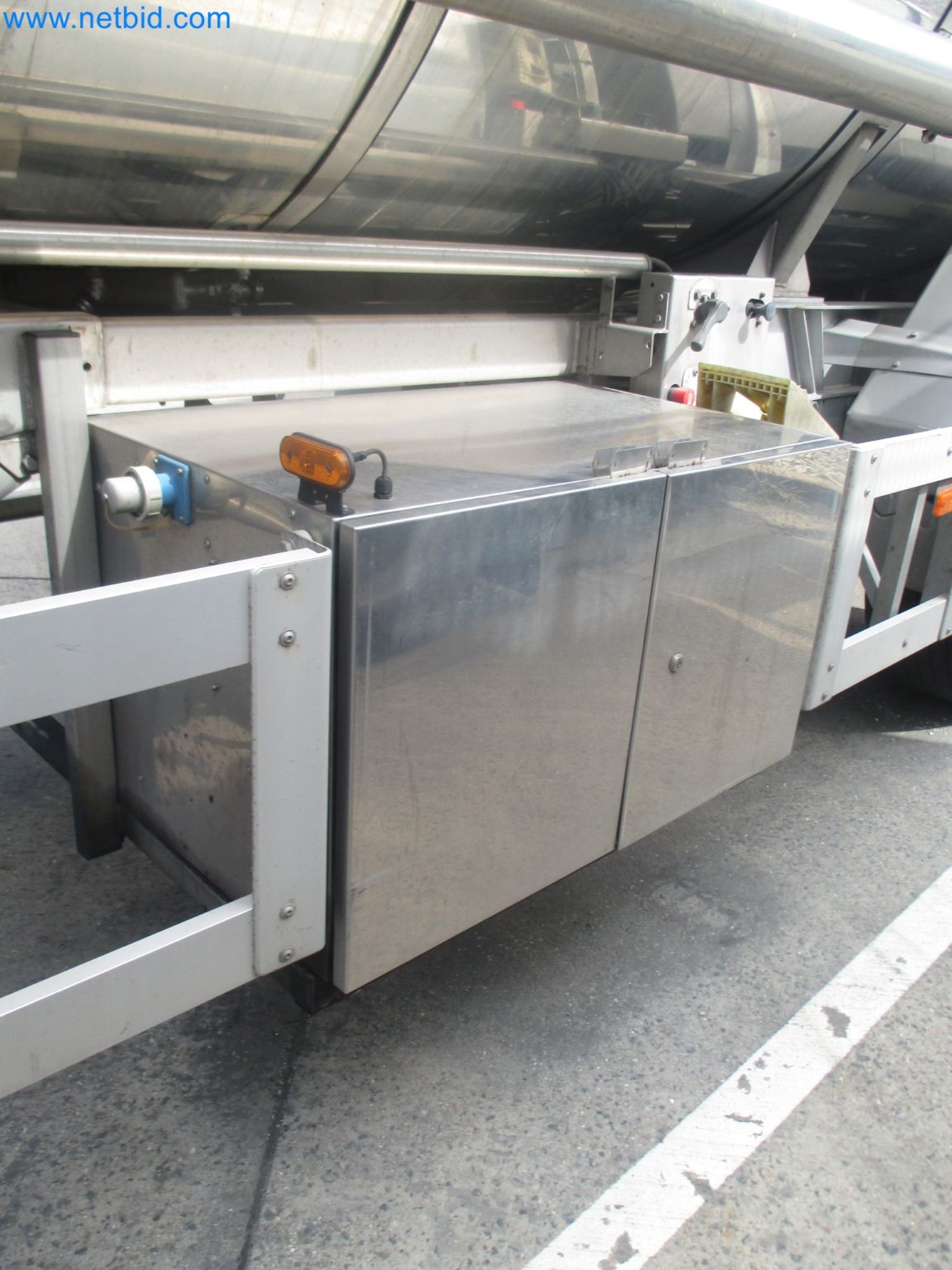 Tractor-trailers and tank semi-trailers for transporting liquid goods and food products (tank logistics)-22