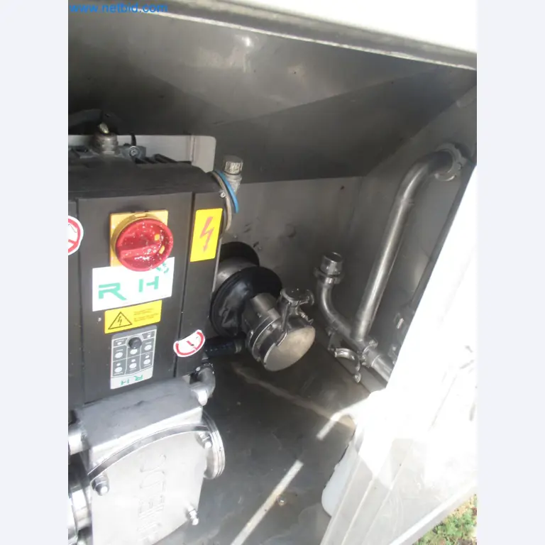 Tractor-trailers and tank semi-trailers for transporting liquid goods and food products (tank logistics)-4