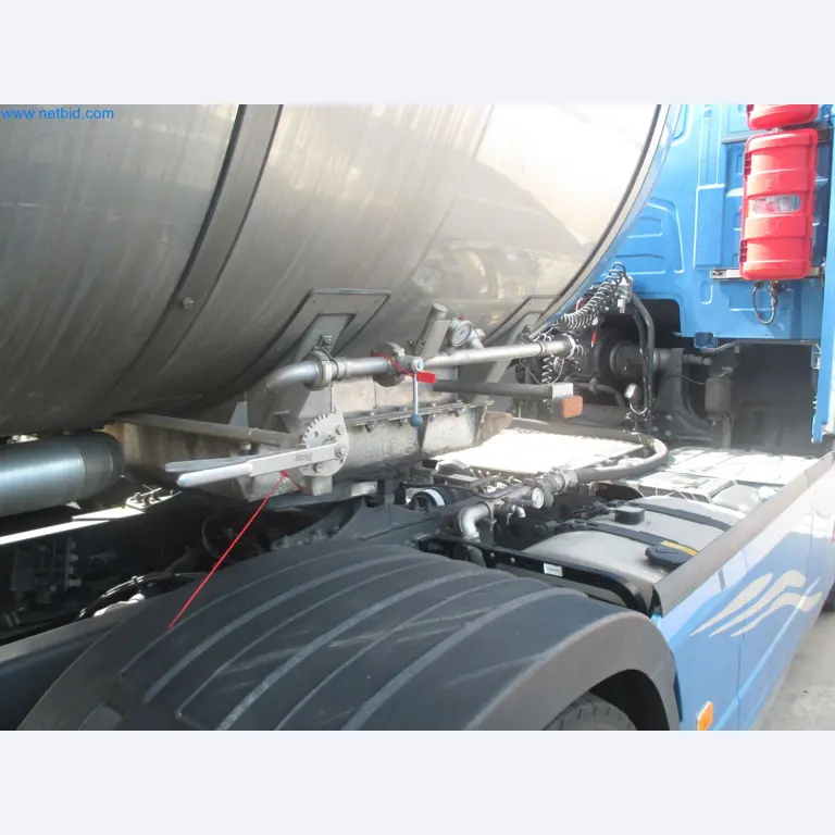 Tractor-trailers and tank semi-trailers for transporting liquid goods and food products (tank logistics)-17