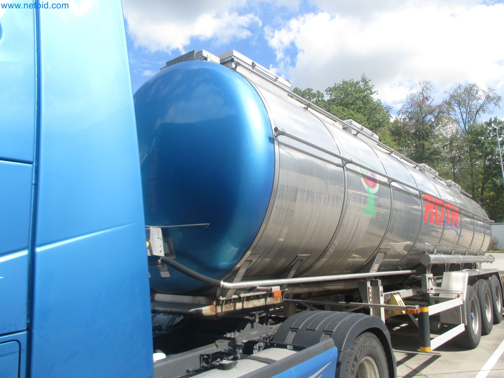 Tractor-trailers and tank semi-trailers for transporting liquid goods and food products (tank logistics)-21