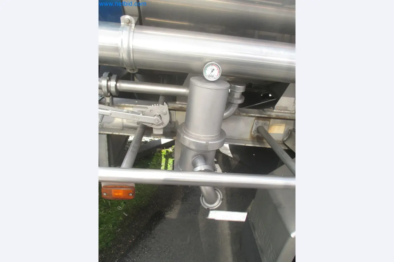 Tractor-trailers and tank semi-trailers for transporting liquid goods and food products (tank logistics)-8