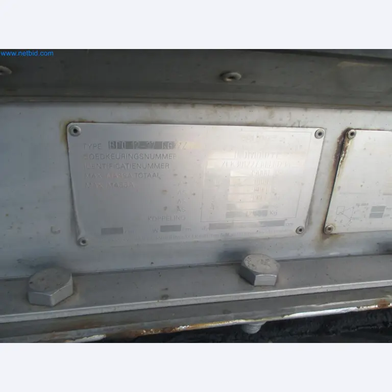 Tractor-trailers and tank semi-trailers for transporting liquid goods and food products (tank logistics)-16